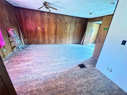 Empty room, Interior, Wooden Walls