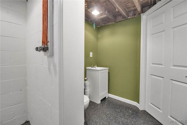 Bathroom, Interior, Recessed Lighting, Washer