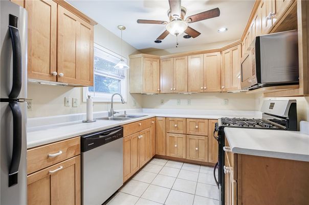Interior, Kitchen, Pendant Lights, Recessed Lighting