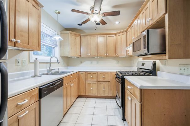 Interior, Kitchen, Pendant Lights, Recessed Lighting