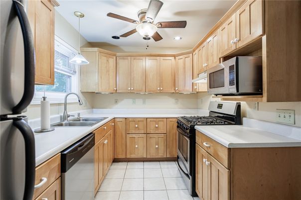 Interior, Kitchen, Pendant Lights, Recessed Lighting