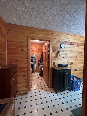 Interior, Wooden Walls