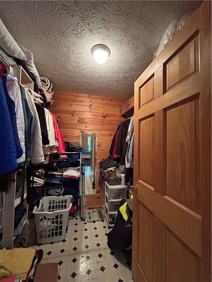 Interior, Recessed Lighting, Walk-in Closets, Wooden Walls