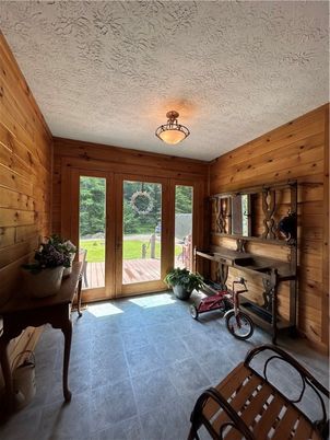 Interior, Wooden Walls