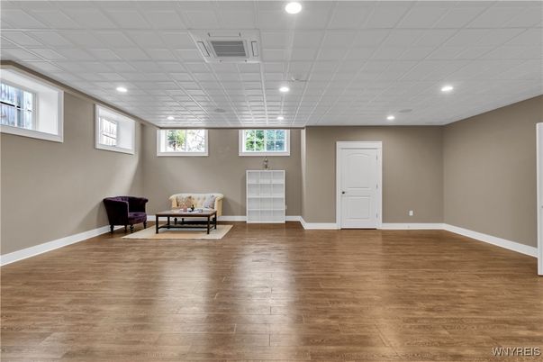 Interior, Recessed Lighting, Wood Texture Flooring