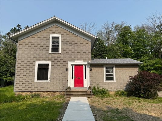 Exterior, Facade, Brick Traditional