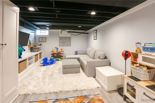 Interior, Living room, Recessed Lighting, Wood Texture Flooring