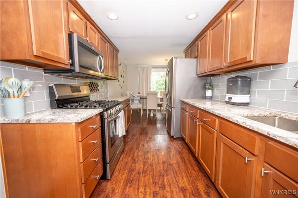 Dining room, Interior, Kitchen, Recessed Lighting, Wood Texture Flooring