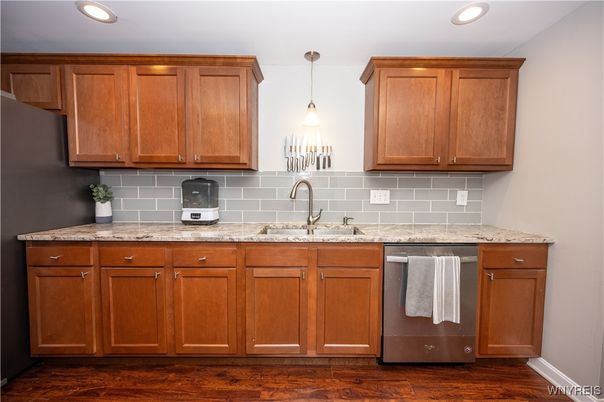 Interior, Kitchen, Pendant Lights, Recessed Lighting, Wood Texture Flooring