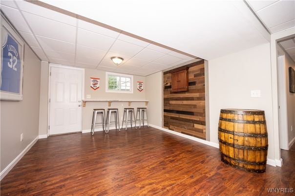 Empty room, Interior, Wood Texture Flooring, Wooden Walls