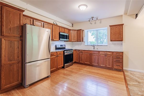 Interior, Kitchen, Stainless Steel Appliances, Wood Texture Flooring