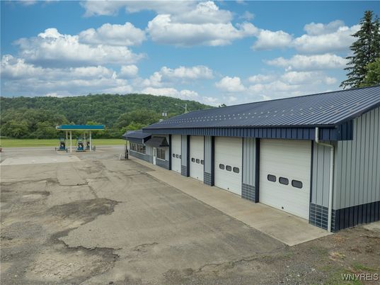 Backyard, Detached Garage, Exterior