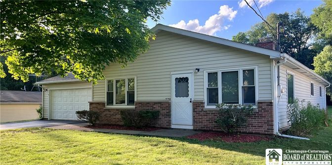 Backyard, Detached Garage, Exterior