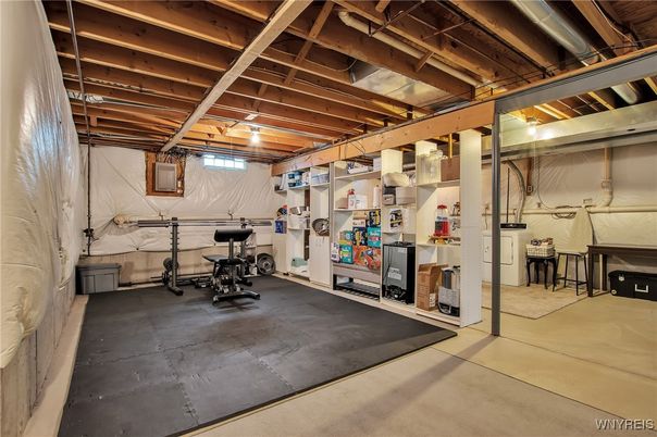 Fitness Equipment, Interior, Wooden Beams