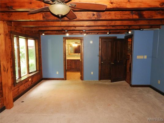 Empty room, Interior, Wooden Beams, Wooden Ceilings, Wooden Walls