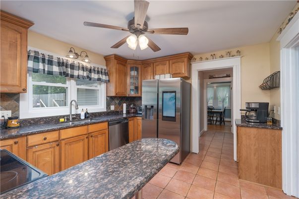 Interior, Kitchen, Stainless Steel Appliances