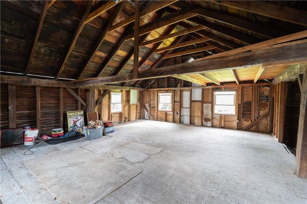 Empty room, Interior, Wooden Beams, Wooden Ceilings, Wooden Walls