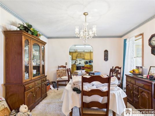 Chandelier, Dining room, Interior, Kitchen