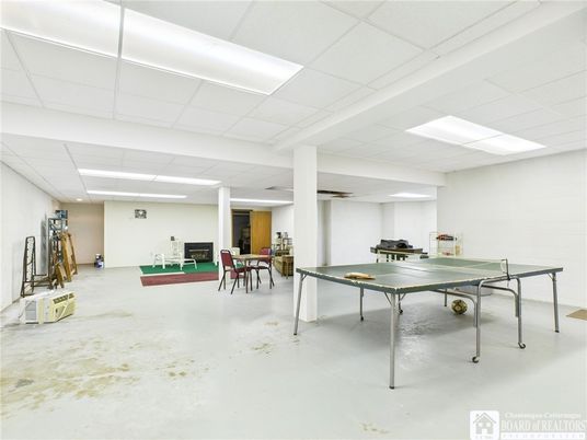 Game Room, Interior, Recessed Lighting