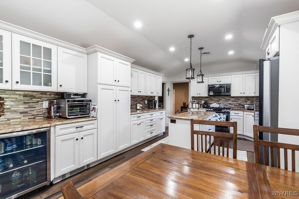 Interior, Kitchen, Pendant Lights, Recessed Lighting, Wood Texture Flooring