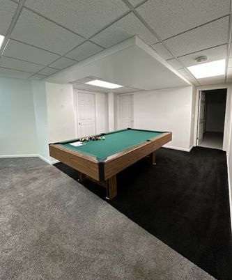Billiard Table, Game Room, Interior
