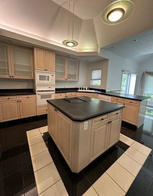 Interior, Kitchen, Pendant Lights, Recessed Lighting