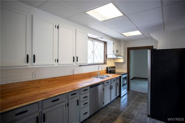 Interior, Kitchen, Stainless Steel Appliances