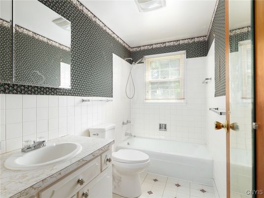 Bathroom, Interior, Tile Countertops