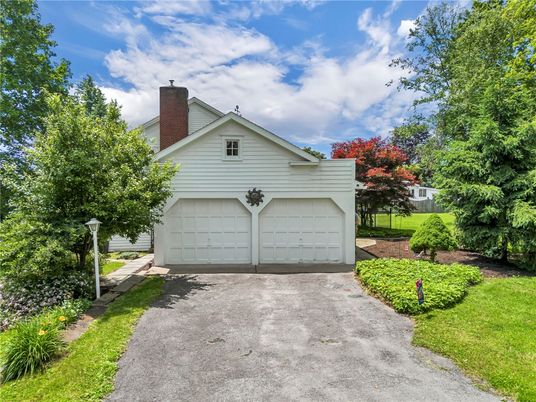 Backyard, Detached Garage, Exterior