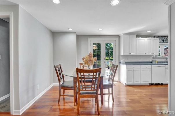 Dining room, Interior, Kitchen, Recessed Lighting, Wood Texture Flooring