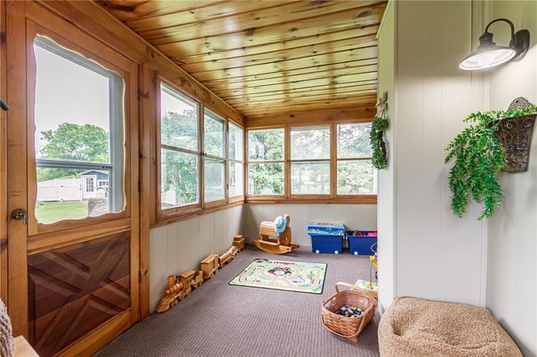 Interior, Sun Room, Wooden Ceilings