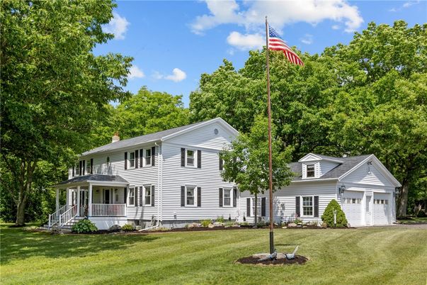 Attached, Backyard, Exterior, Facade, Georgian