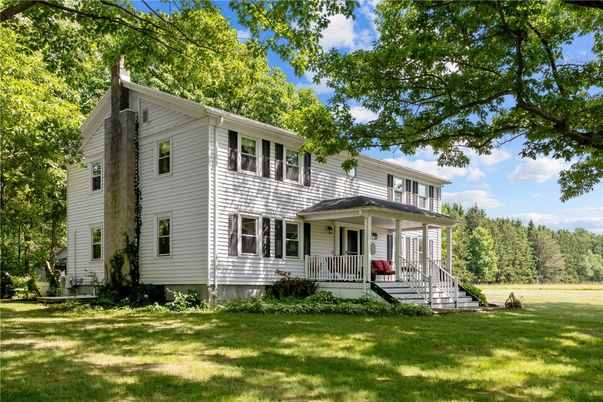 Backyard, Exterior, Facade, Georgian