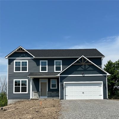 Attached, Exterior, Facade, Farmhouse