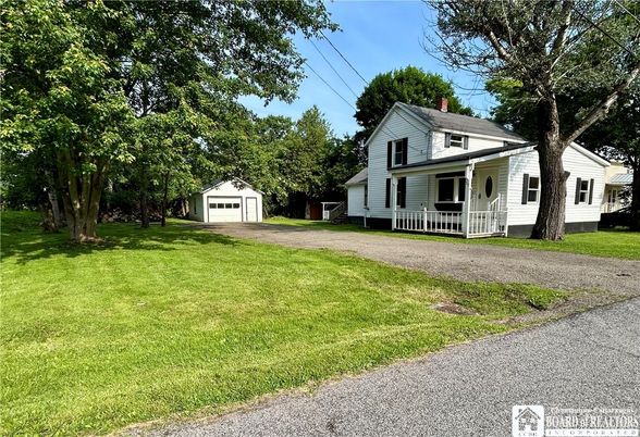 Backyard, Detached Garage, Exterior