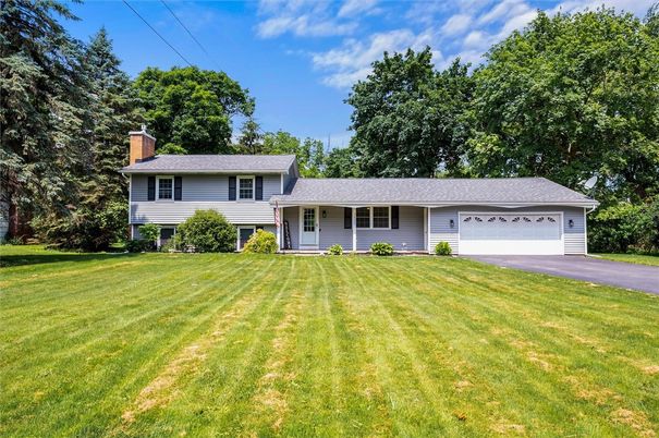Attached, Backyard, Exterior, Facade, Split Level