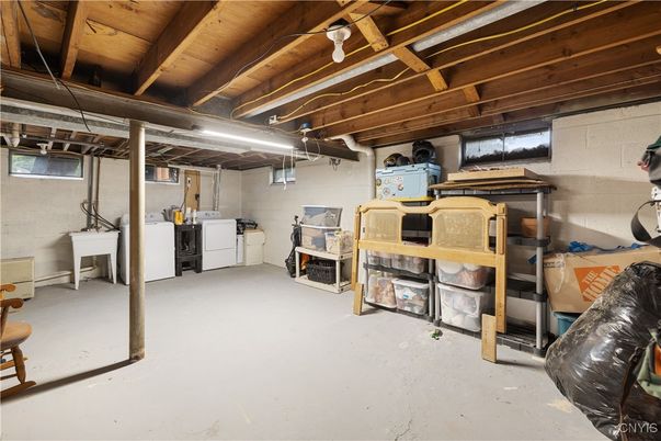 Interior, Washer, Wooden Beams, Wooden Ceilings