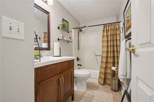 Bathroom, Interior