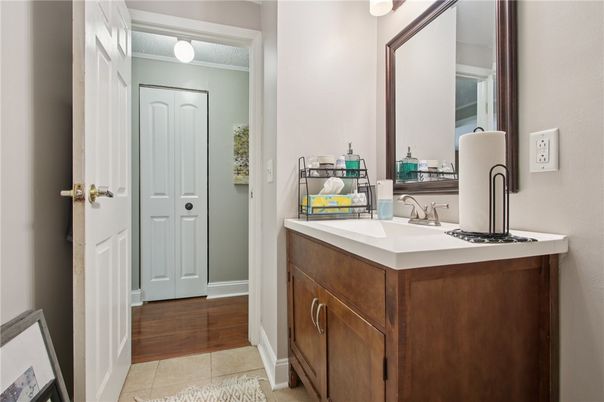 Bathroom, Dual Sink Vanities, Interior, Wood Texture Flooring