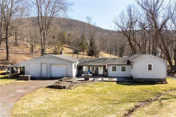 Backyard, Detached Garage, Exterior