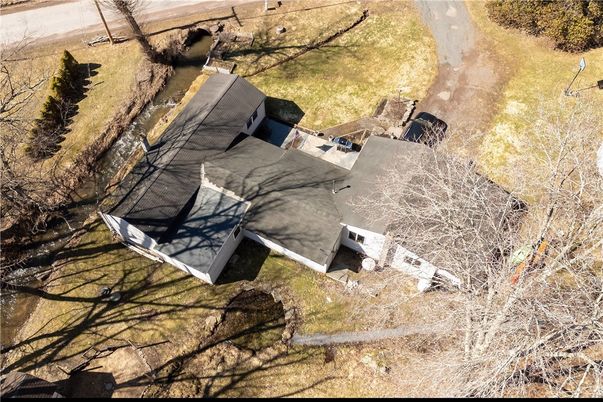 Exterior, Drone
