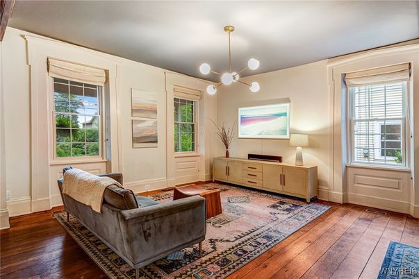 Interior, Pendant Lights, Wood Texture Flooring