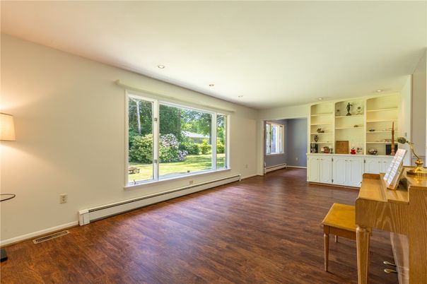 Empty room, Interior, Piano, Recessed Lighting, Wood Texture Flooring