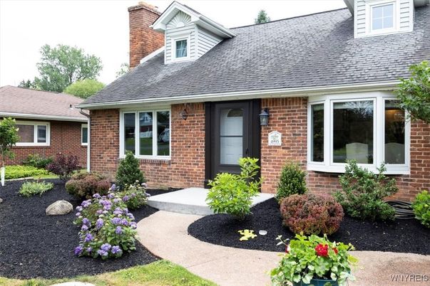 Exterior, Facade, Brick Facade, Cape Cod