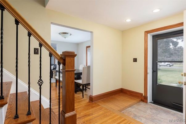 Interior, Recessed Lighting, Wood Texture Flooring