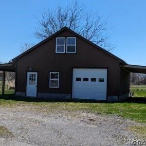 Attached, Exterior, Facade, Ranch