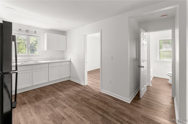 Bathroom, Interior, Recessed Lighting, Wood Texture Flooring