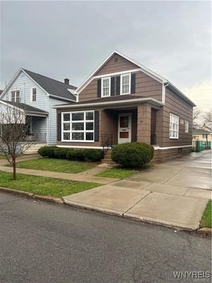 Exterior, Facade, American Craftsman