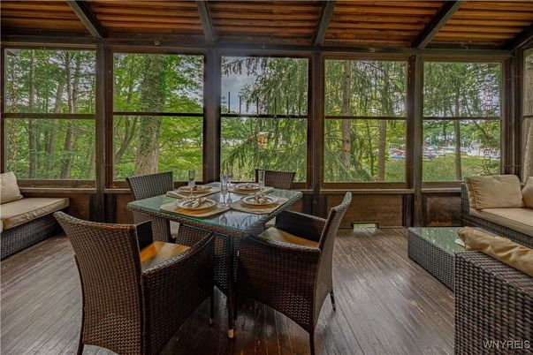 Dining room, Interior, Sun Room, Wooden Ceilings, Wood Texture Flooring