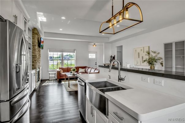 Interior, Kitchen, Living room, Pendant Lights, Recessed Lighting, Wood Texture Flooring